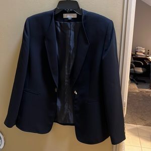 Tahari suit
